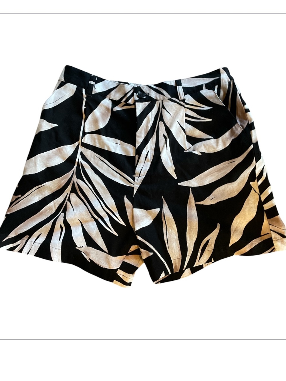 Time and Tru Black & White Palm Leaf Print Shorts – Size S (4-6) linen blend